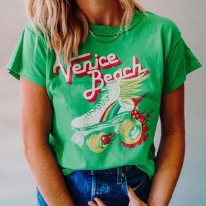 DAYDREAMER LA Venice Beach Girlfriend Tee NWOT